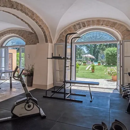 Querce D'orlando Chateau Sleeps 14 With Pool And Wifi